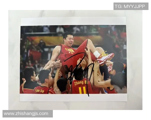 足球巨星亲笔签名收藏与传世价值深度解析